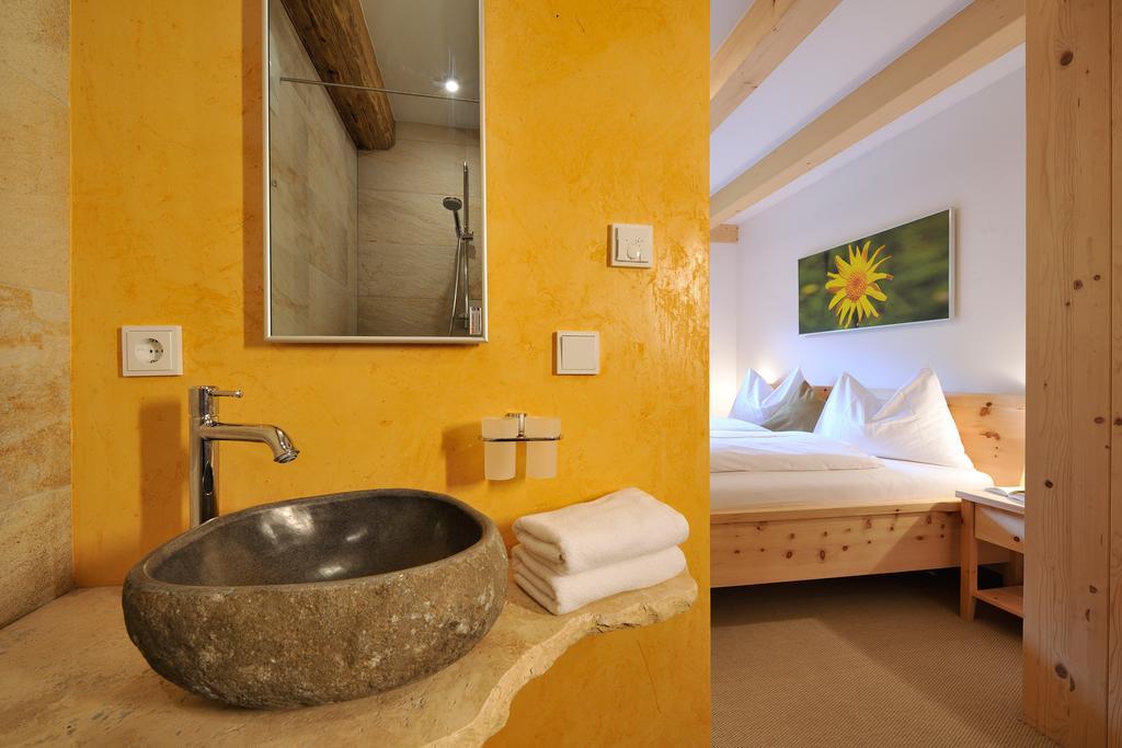 Ur-Natur Appartements Maria Alm am Steinernen Meer Esterno foto